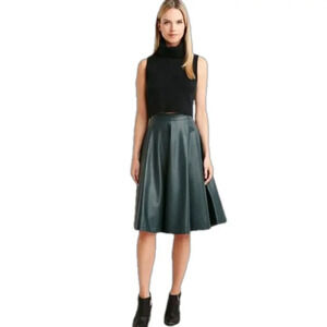 Forever 21 dark green faux leather skirt Large